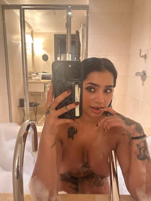 🍫🍭HEY DADDY ! Hello,  I have many offers I accept cash 😈 I’m offering a discounted rate 💕 💯LEGIT✨💞SKILLED🍆👅😛EXOTIC  ANY S£X 💦 - Image 3